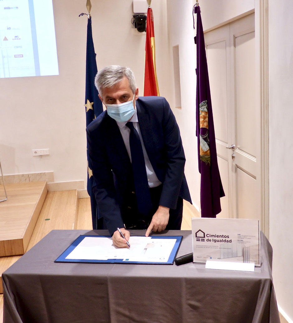 FIRMA SEC GRAL MINISTERIO copia
